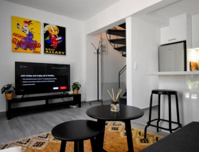 Glyfada Maisonette by Taurus